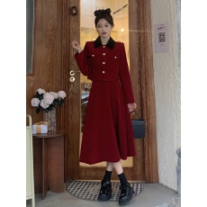 批发<b class='q'>大码</b>小香风套装<b class='q'>女</b>春秋新款胖mm显瘦减龄梨形身材红色<b class='q'>连衣裙</b>两件套