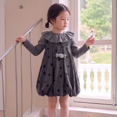 批发2026年新款女童花苞裙连衣裙秋季款韩系荷叶领蝴蝶结公主裙两件套