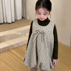 批发女童秋冬季复古森系连衣裙26新款<b class='q'>儿童</b>宝宝碎花<b class='q'>背心</b>花苞呢子裙套装