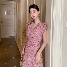 批发法式高级感紫色v领波点<b class='q'>连衣裙</b>子女2025夏季新款气质包臀长裙夏季