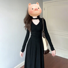 批发黑色长袖<b class='q'>连衣裙</b>子女装深秋初冬季2025新款韩系长裙入秋高级感穿搭