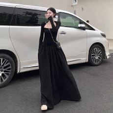 批发法式气质赫本风性感黑色长袖<b class='q'>连衣裙</b>女2025<b class='q'>春秋</b>季新款高级感长裙子