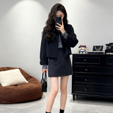 批发2025新款黑色连衣裙子女秋冬季小个子韩系一整套深冬穿搭<b class='q'>短裙</b>套装