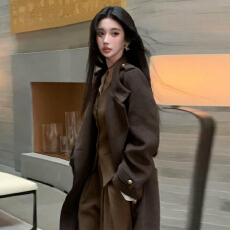 批发2025新款高级感毛呢外套女款秋冬季气质高级感小个子加厚呢子大衣