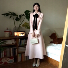 批发2025新款法式气质温柔风粉色西装套装<b class='q'>连衣裙</b>子女秋冬收腰显瘦长裙