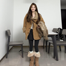 批发复古卡其色羊羔毛毛绒外套女秋冬2025新款宽松气质巨好看开衫上衣