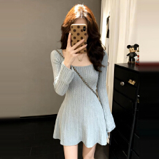 批发法式方领针织<b class='q'>连衣裙</b>子女装秋冬季2025新款小个子内搭打底包臀短裙