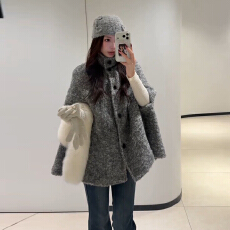 批发2025新款富家千金小香风斗篷披肩<b class='q'>毛呢</b><b class='q'>外套女</b>秋冬季高级感灰色大衣