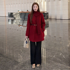 批发新年战袍红色毛呢外套女冬季2026新款中长款系带腰带保暖大衣新年