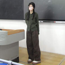 批发慵懒风麻花开衫毛衣外套春装女2025新款高级感绿色外搭针织上衣