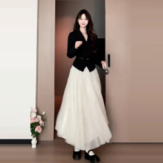 批发小香赫本风黑色西装连衣裙2026新款早春韩系氛围感穿搭一整套长裙