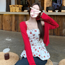 批发碎花抹胸连衣裙子女夏季2025新款开春<b class='q'>韩</b>系花苞短裙穿搭套装