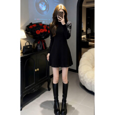 小个子高级感黑色针织连衣裙子女春季法式赫本风气质内搭收腰短裙