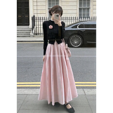 批发早春季巨好看漂亮<b class='q'>连衣裙</b>子女装夏2026新款温柔系穿搭粉色长裙套装