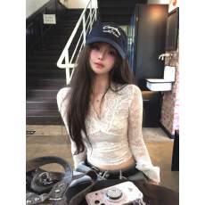 批发韩系纯欲性感辣妹深v领蕾丝衫t恤女夏季薄款微透氛围感<b class='q'>镂空</b>上衣