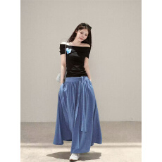 新款胖MM法式设计感显瘦黑上衣+蓝格子高腰a字半身裙长裙