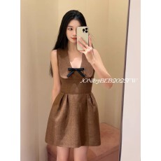 批发赵露思柜线海报款美拉德蝴蝶结翻领收腰<b class='q'>甜美</b>气质连衣裙