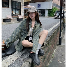 批发韩系休闲夹克<b class='q'>上衣</b>春秋宽松显瘦美式复古设计感满印提花<b class='q'>牛仔</b>外套女