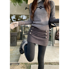 批发实拍~经典重工百搭深灰燕麦毛呢半身短裙小众扣眼设计A字包臀裙