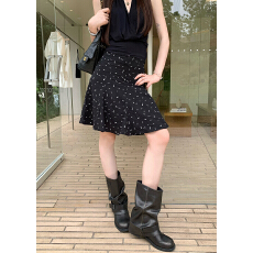 批发实拍~黑色碎花<b class='q'>半身裙</b>女夏超好看<b class='q'>不规则</b>印花中裙雪纺碎花裙