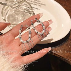 批发轻奢小众高级感不规则珍珠耳环女冷淡风设计感拼接流苏耳钉耳饰品