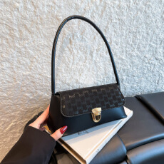 批发2025跨境新款韩版个性手提包简约质感腋下包时尚唯美单肩法棍包潮