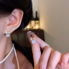 批发精致微镶大锆石蝴蝶结耳钉女轻奢小众高级感猫眼石吊坠耳环耳饰品