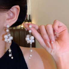 批发法式复古长款流苏珍珠耳环女轻奢小众时尚百搭<b class='q'>气质</b>高级感耳钉耳饰