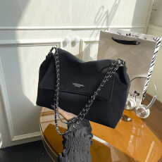 批发法式小众设计感腋下包包女2025新款时尚链条单肩包简约洋气通勤包