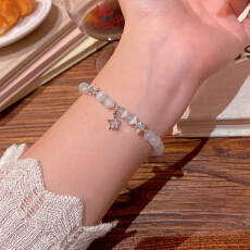 批发天然猫眼石串珠手链女韩系甜美气质精致锆石星星吊坠手环手饰