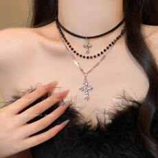 批发暗黑多层皮绳十字架项链女高级感锁骨链小众高级感叠戴毛衣链配饰