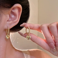 批发欧美跨境爆款冷淡风金属感爱心耳环女甜美气质夸张圆圈耳钉耳饰品
