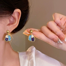 批发法式美拉德耳钉港风复古时尚百搭气质几何形滴釉耳环秋冬款耳饰