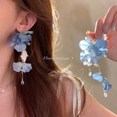 批发超仙<b class='q'>气质</b>蓝色花朵流苏耳环女海边氛围感时尚百搭耳钉夸张个性耳饰