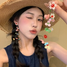 批发超仙多巴胺彩色花朵流苏耳环女假日出游度假风耳钉适合夏天的耳饰