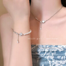 批发法式复古超闪锆石芒星星球吊坠项链女小众百搭轻奢钛钢锁骨链颈链