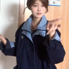 批发撞色拼接假两件外套女春秋2025新款美式复古宽松情侣翻领开衫夹克