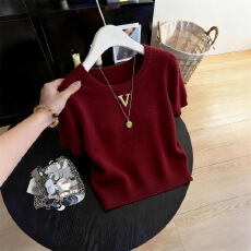 批发2026年夏季新款时髦轻奢小众红色短袖T恤女宽松减龄时尚气质上衣