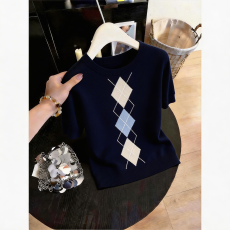 批发2026夏季新款菱格<b class='q'>圆领</b>短袖t恤女轻奢小众时髦女装气质<b class='q'>针织</b>上衣女