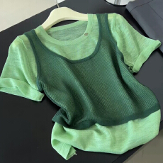 批发2025新款韩<b class='q'>系</b>穿搭两件套绿色正肩短袖t恤女夏季小众短款撞色上衣