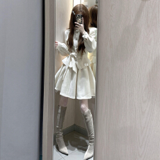 批发法式气质<b class='q'>白色</b>西装连衣裙子女秋冬2025新款小个子香风收腰短裙套装