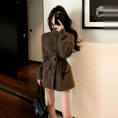 批发2025新款法式气质慵懒风<b class='q'>连衣裙</b>子女秋冬高级感收腰显瘦加厚毛衣裙