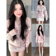 批发小个子香风圣诞穿搭<b class='q'>粉色</b>针织毛衣套装<b class='q'>连衣裙</b>子女秋冬2025新款短裙