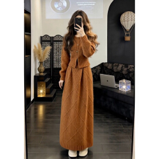 批发韩系高级感针织毛衣连衣裙子女秋冬季2026超火穿搭一整套装高级感