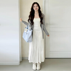 批发巨好看韩系穿搭一整套白色吊带<b class='q'>连衣裙</b>女2026新款春款气质套装<b class='q'>长裙</b>