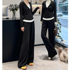 批发灰色假两件连帽卫衣休闲运动阔脚<b class='q'>裤</b><b class='q'>两件套装</b>女秋冬韩系穿搭一整套