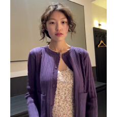 批发韩系超火紫色套装<b class='q'>女</b>2026新款早春修身显瘦针织开衫叠穿背心两件套