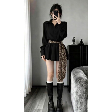 法式赫本风黑色衬衫连衣裙女春季2026新款高级感小个子收腰短裙