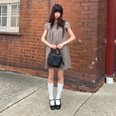 批发日系复古格纹翻领连衣裙子女夏季2026新款气质宽松显瘦超好看短裙