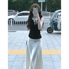 批发法式无袖背心连衣裙子女夏季2026新款气质穿搭高级感波点<b class='q'>长裙</b>套装